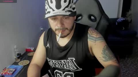 ragnar_lothbrok77 online show from February 10, 11:53 pm