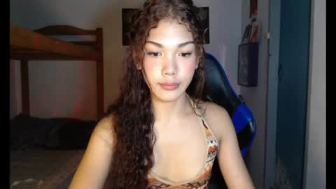 Snapshot of raiinddroopss chatting on August 3, 4:44 pm moon online show from August 3, 4:44 pm