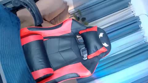 itsmeRailey online show from November 17, 11:21 pm