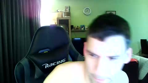 Snapshot of raimondo32 chatting on December 9, 6:57 pm Raimondo te Paste online show from December 9, 6:57 pm