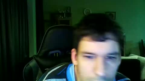 Snapshot of raimondo32 chatting on February 4, 6:14 am Raimondo te Paste online show from February 4, 6:14 am