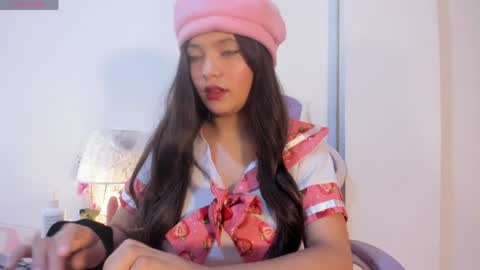 Snapshot of rainbow__coockie chatting on May 26, 10:28 pm rainbow__coockie online show from May 26, 10:28 pm