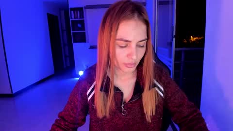 Snapshot of rainbow_jenny chatting on December 16, 12:04 am Jennyindependent model . online show from December 16, 12:04 am