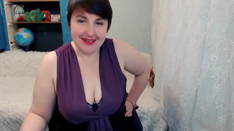 Snapshot of rainbowladyy chatting on January 9, 6:38 am rainbowladyy online show from January 9, 6:38 am