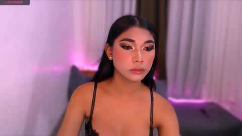 raindrizzle1706 online show from February 25, 1:04 am