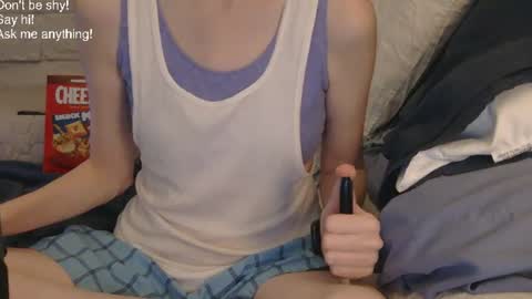 Snapshot of rainydayem chatting on July 18, 7:01 am RainyDayEm online show from July 18, 7:01 am
