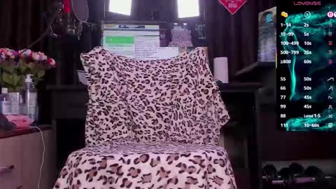 Snapshot of raissa_sky26 chatting on September 15, 2:44 am Laura online show from September 15, 2:44 am