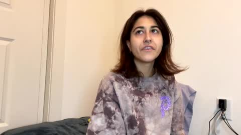 Ray Ray online show from December 10, 3:09 am