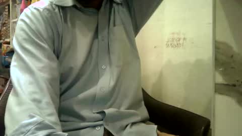 Snapshot of rakulgee111 chatting on June 11, 6:44 am rakulgee111 online show from June 11, 6:44 am