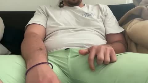 Snapshot of ralve31 chatting on March 29, 2:39 pm C2C Spanish 27 online show from March 29, 2:39 pm