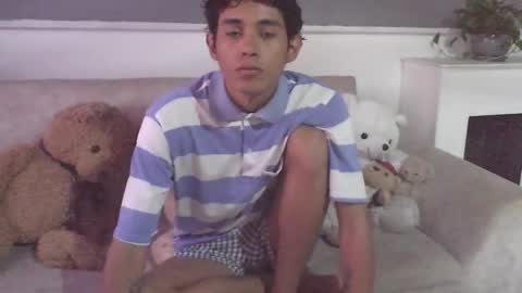 Snapshot of rami_hot0 chatting on September 15, 10:32 pm rami_hot0 online show from September 15, 10:32 pm