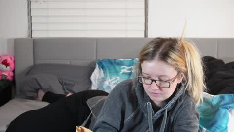 Snapshot of ramichick chatting on January 29, 1:48 am Rami online show from January 29, 1:48 am