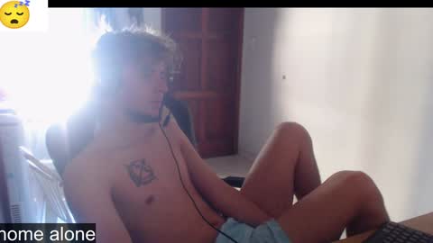 Snapshot of ramisexyloveyou chatting on January 29, 12:45 pm Ramiro online show from January 29, 12:45 pm