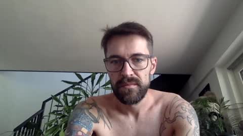Snapshot of ramler0815 chatting on June 23, 7:28 am ramler0815 online show from June 23, 7:28 am