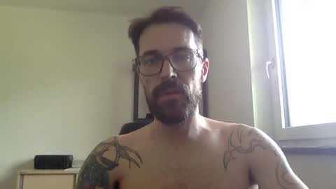 Snapshot of ramler0815 chatting on June 26, 1:26 pm ramler0815 online show from June 26, 1:26 pm