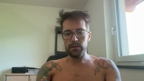 Snapshot of ramler0815 chatting on July 16, 7:47 am ramler0815 online show from July 16, 7:47 am