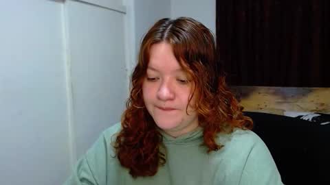 Snapshot of ramona15 chatting on November 12, 11:58 pm Ramona online show from November 12, 11:58 pm