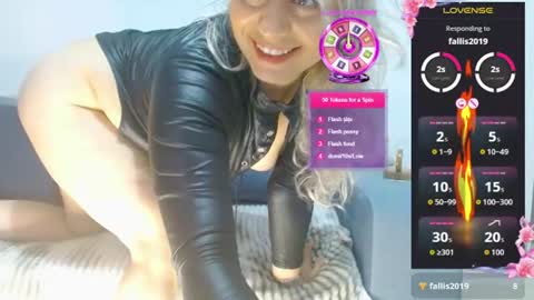 Kim-Hot-Girl online show from June 22, 8:06 pm