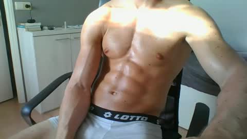 ramonjoosse2001 online show from June 16, 12:30 pm