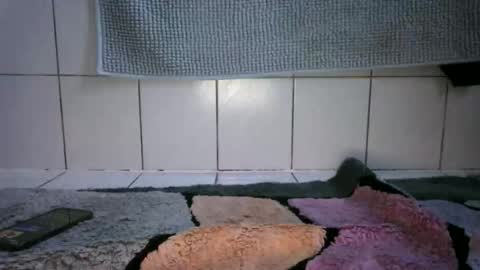 Snapshot of ramteichj chatting on December 4, 3:10 pm ramteichj online show from December 4, 3:10 pm