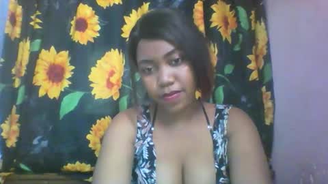 Snapshot of ranah23 chatting on May 18, 7:58 am ranah23 online show from May 18, 7:58 am