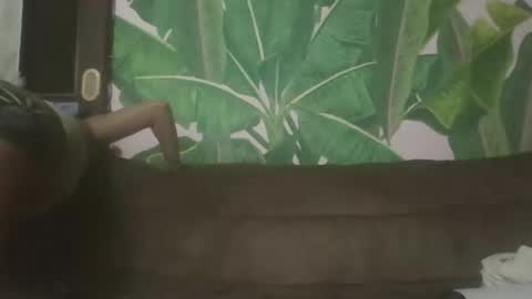 Random girl on sofa online show from February 1, 2:21 am