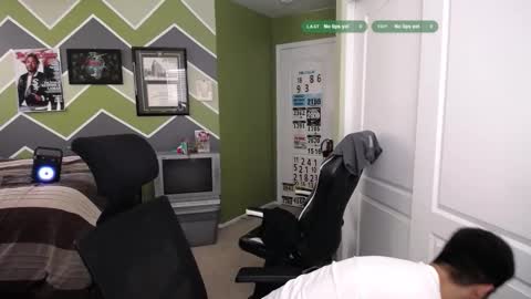 Snapshot of randomink3 chatting on October 16, 9:05 pm randomink3 online show from October 16, 9:05 pm