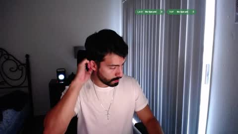 Snapshot of randomink3 chatting on April 11, 12:37 am randomink3 online show from April 11, 12:37 am