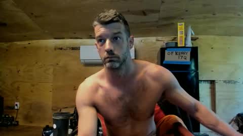 Snapshot of randomnumbers7068443167 chatting on April 5, 2:36 pm randomnumbers7068443167 online show from April 5, 2:36 pm