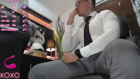 Snapshot of randylukehot chatting on September 9, 6:51 pm randylukehot online show from September 9, 6:51 pm