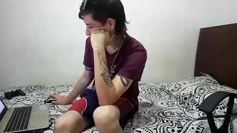 Snapshot of rangel_sex chatting on February 10, 11:55 pm Rangel and Lola online show from February 10, 11:55 pm