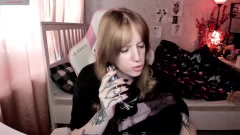 Rapunzel online show from March 9, 1:15 pm