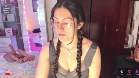 Snapshot of rapunzell__ chatting on June 26, 12:42 pm Rapunzell online show from June 26, 12:42 pm