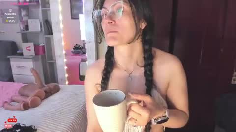 Snapshot of rapunzell__ chatting on July 3, 12:11 pm Rapunzell online show from July 3, 12:11 pm