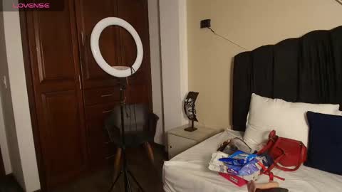 Raquel online show from October 12, 11:42 am