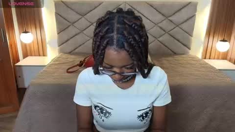 Snapshot of raqueljones_ chatting on July 19, 11:58 am Raquel online show from July 19, 11:58 am