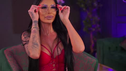 Raquelle online show from December 27, 7:03 pm