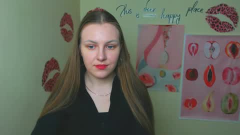 raspberry0101 online show from February 13, 6:48 pm