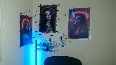 raspberry0101 online show from November 23, 8:03 am