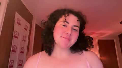 Snapshot of raspberrytommy chatting on December 5, 7:54 pm Tommy online show from December 5, 7:54 pm