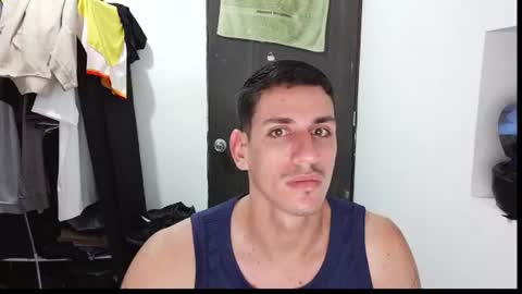 Snapshot of raul240335 chatting on July 10, 2:16 am Raul online show from July 10, 2:16 am
