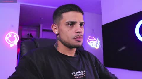 Snapshot of rausch77 chatting on January 1, 12:55 pm rausch77 online show from January 1, 12:55 pm