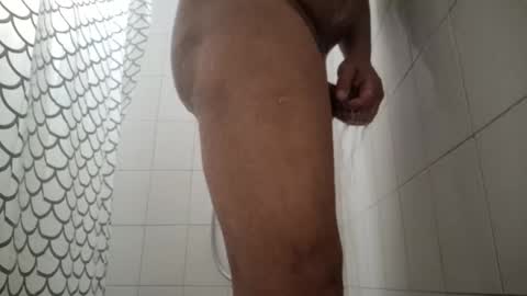 Snapshot of rauw chatting on November 3, 12:17 pm rauw online show from November 3, 12:17 pm