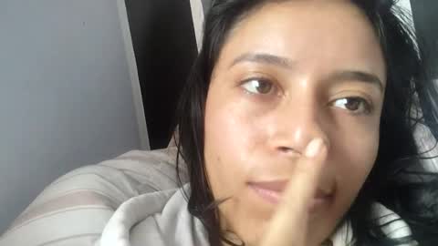   online show from March 3, 8:48 pm