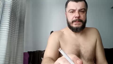 Snapshot of ravart43 chatting on January 2, 8:28 am ravart43 online show from January 2, 8:28 am