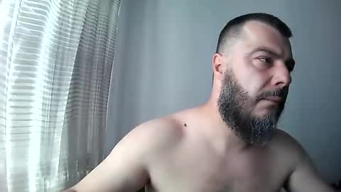 Snapshot of ravart43 chatting on June 8, 6:58 am ravart43 online show from June 8, 6:58 am