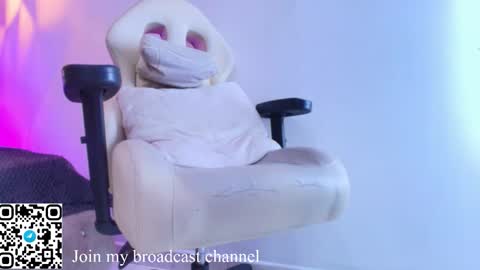 Snapshot of rave_paradise chatting on October 16, 11:00 am   online show from October 16, 11:00 am