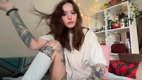 Snapshot of raven_armor chatting on July 28, 1:10 pm raven_armor online show from July 28, 1:10 pm
