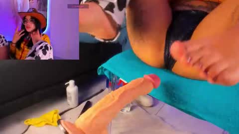 Snapshot of raven_blackk chatting on January 16, 7:12 am Raven online show from January 16, 7:12 am