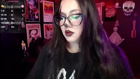Snapshot of raven_darkk chatting on October 11, 6:50 pm Raven online show from October 11, 6:50 pm